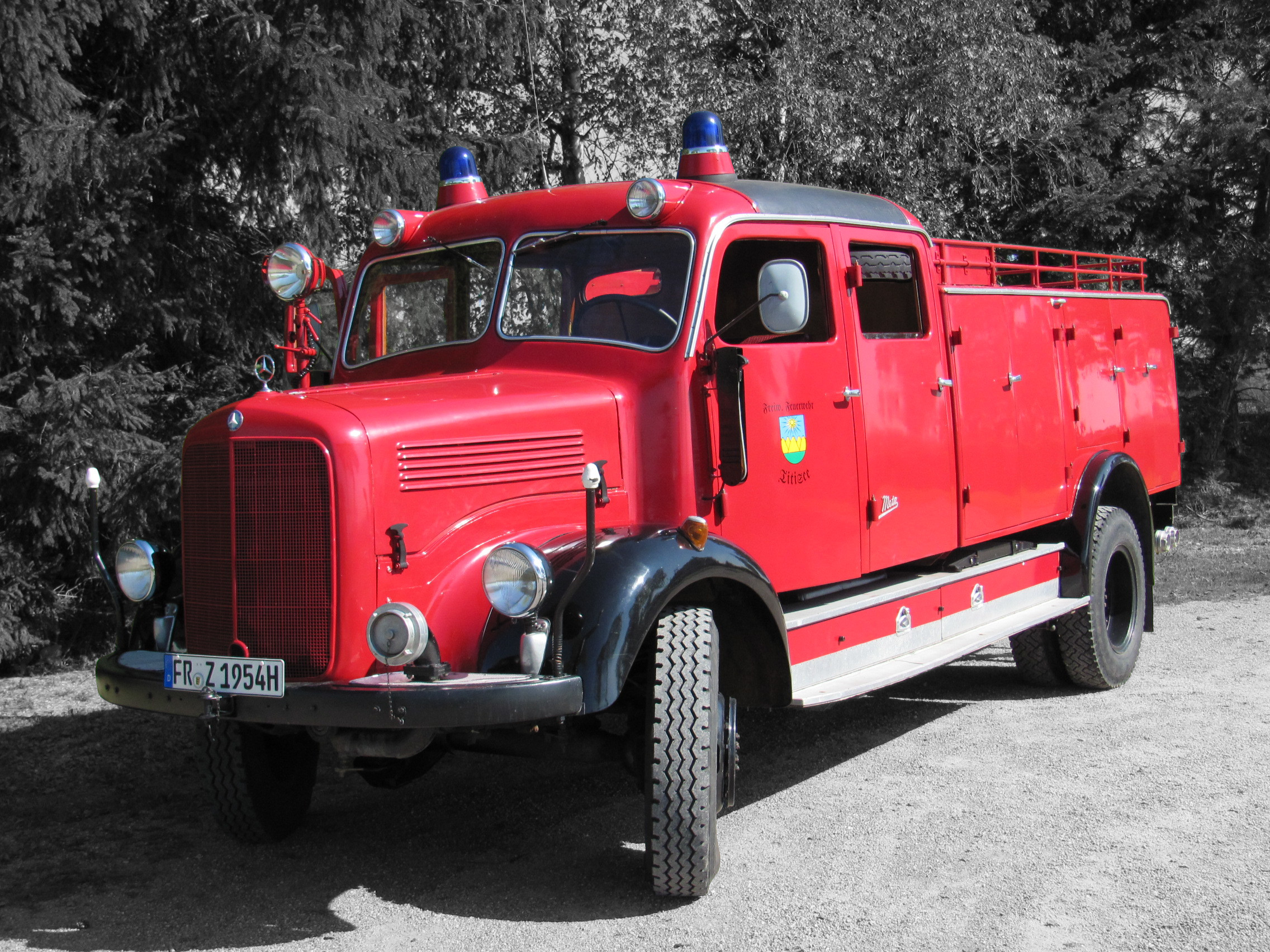 Tanklöschfahrzeug 15/25